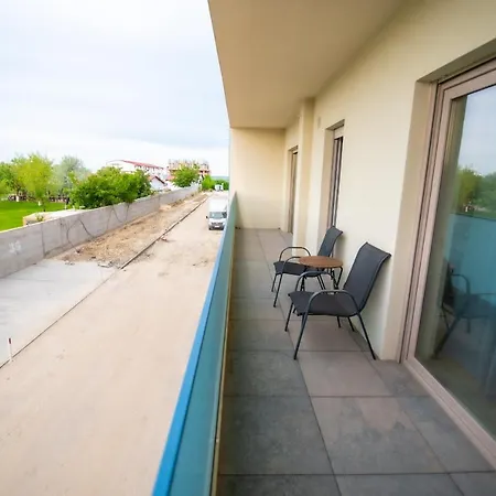 Lovely Marina Surf Apartment With Balcony And Private Parking Năvodari