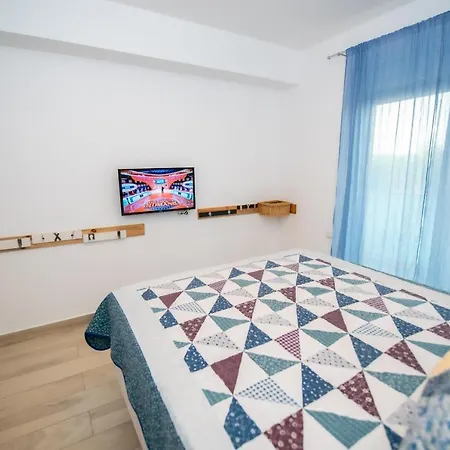 Lovely Marina Surf Apartment With Balcony And Private Parking * Năvodari